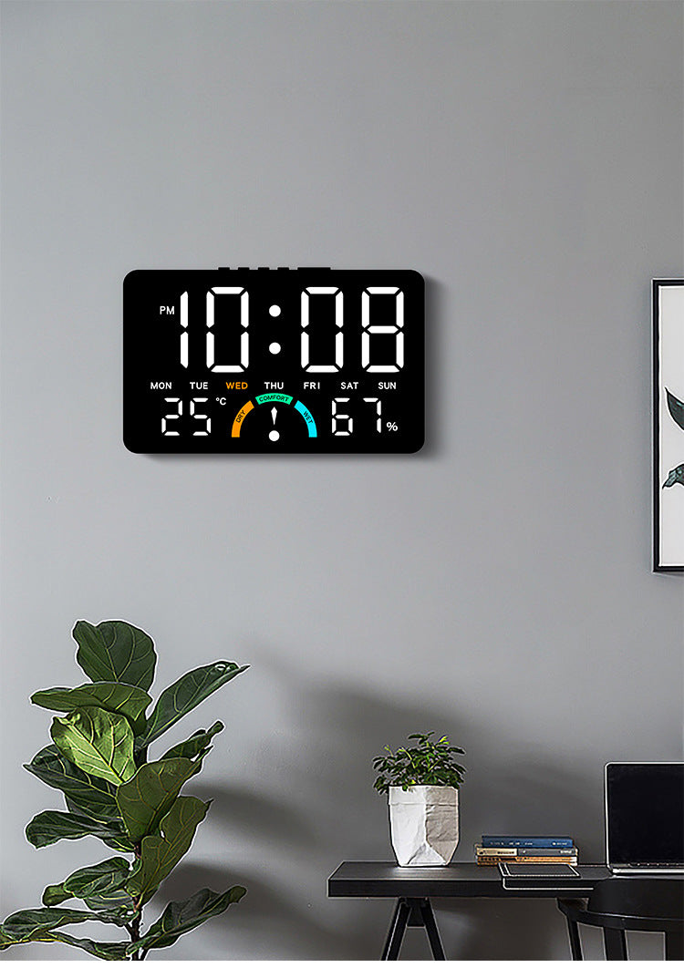 Horloge murale en plastique, carrée, affichage LED, vue d'ensemble