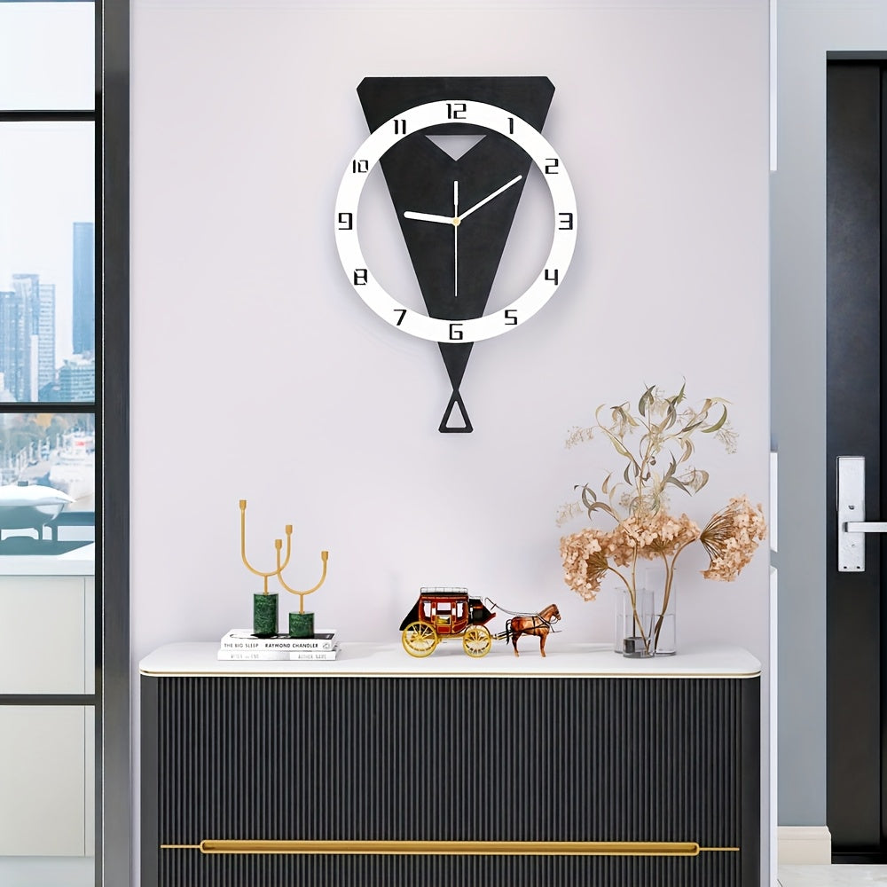 Horloge murale en acrylique, irrégulière, mouvement à quartz, gros plan