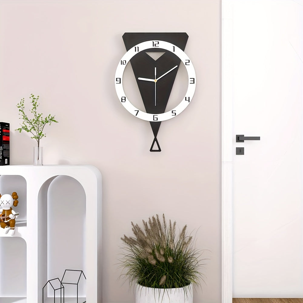Horloge murale en acrylique, irrégulière, mouvement à quartz, mise en situation