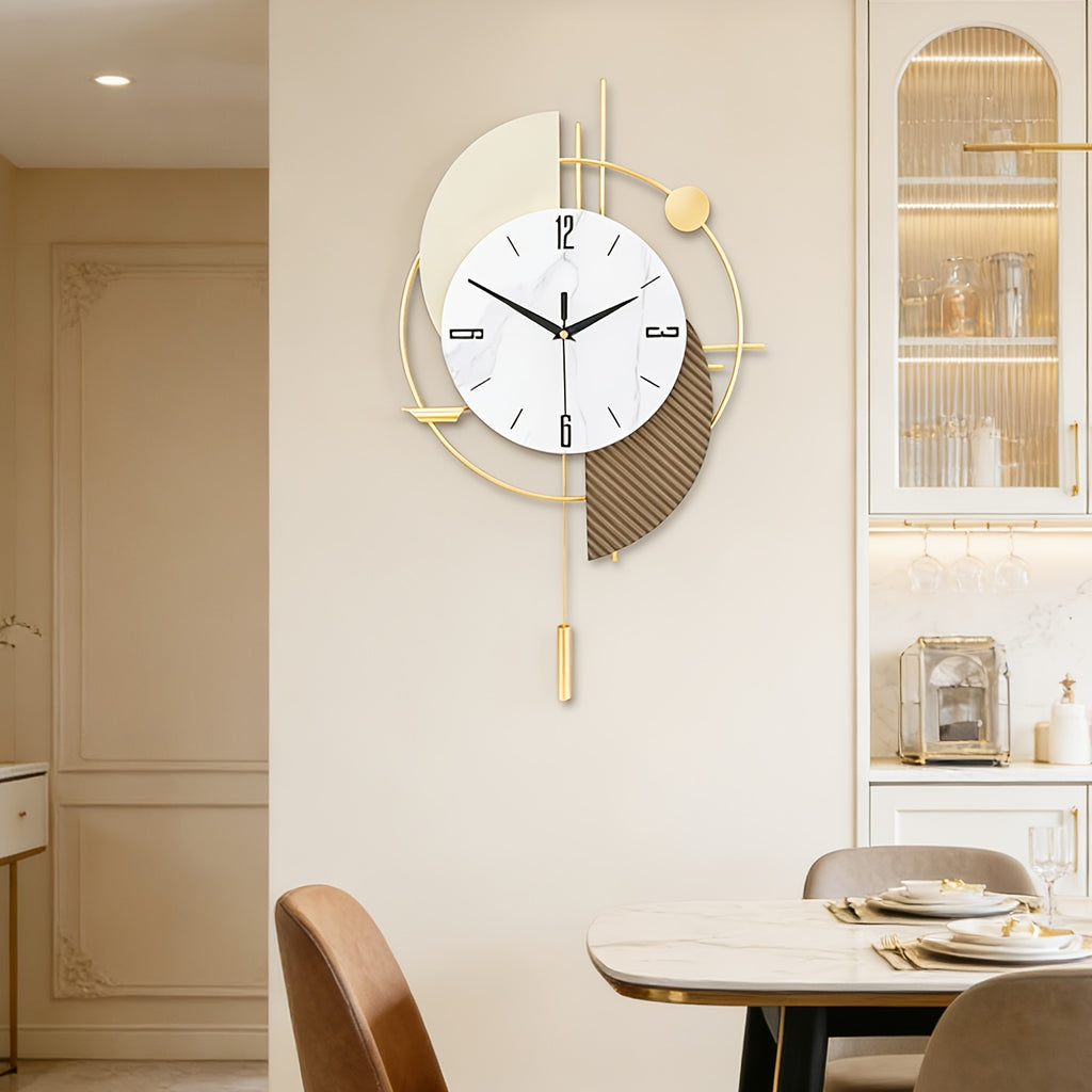 Horloge murale métal doré 33x55 cm, cadran effet marbre