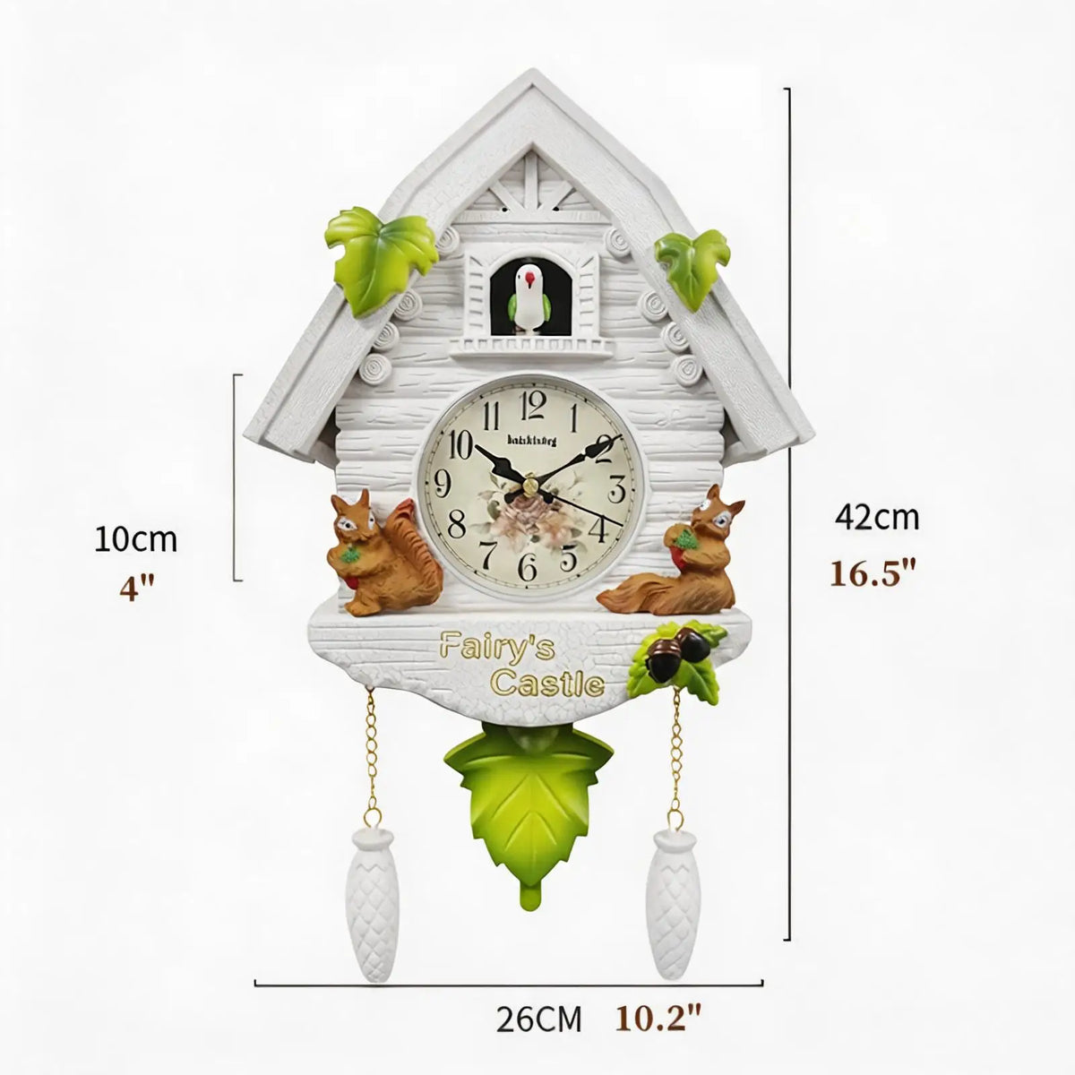 Horloge murale à coucou blanche, écureuils et champignons