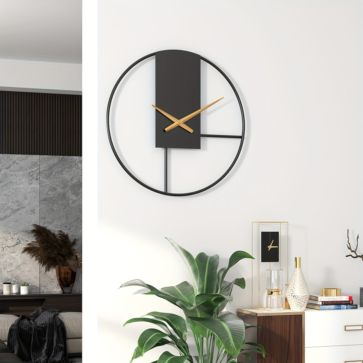 Horloge murale design en métal noir 40 cm, cadran sans chiffres