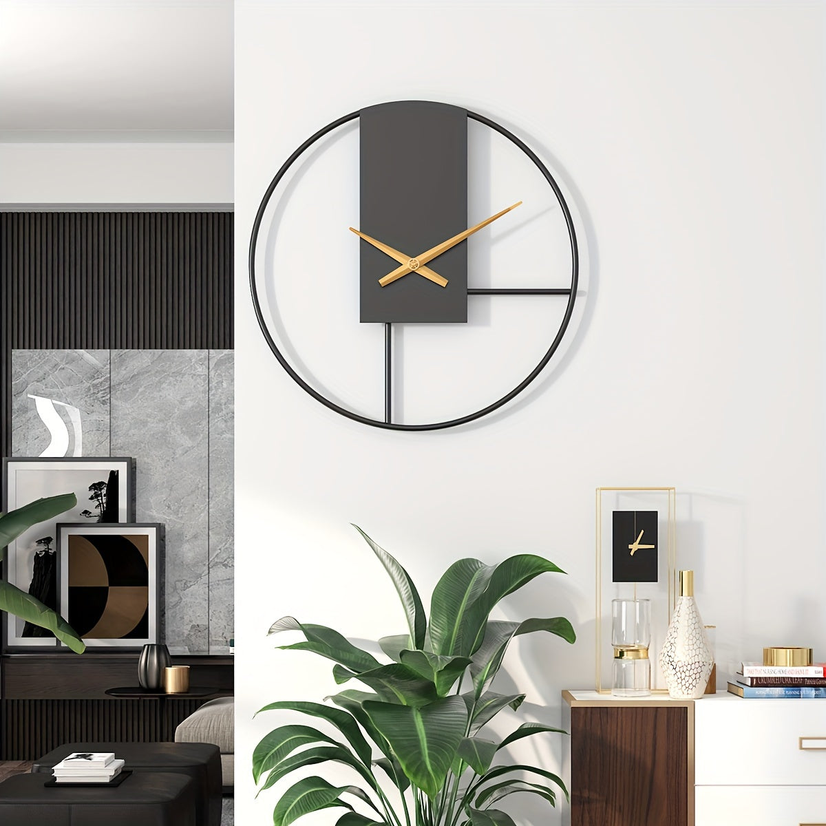 Horloge murale design en métal noir 40 cm, cadran sans chiffres
