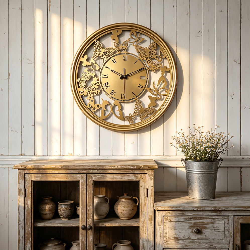 Horloge murale papillons ajourée en métal 40 cm, 3 finitions
