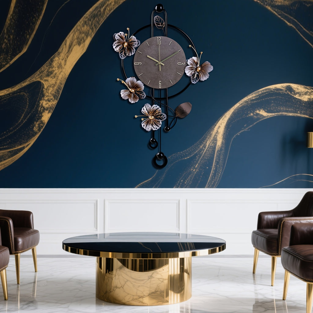 Horloge murale papillons en fer noir et balancier suspendu