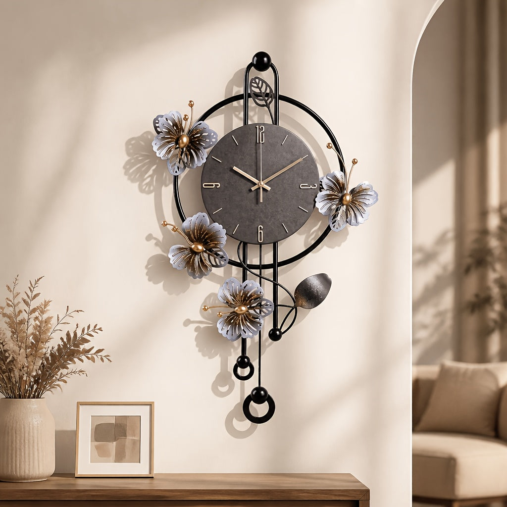 Horloge murale papillons en fer noir et balancier suspendu