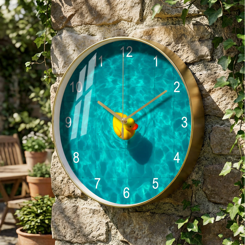 Horloge murale ronde à motif d'eau de piscine et canard