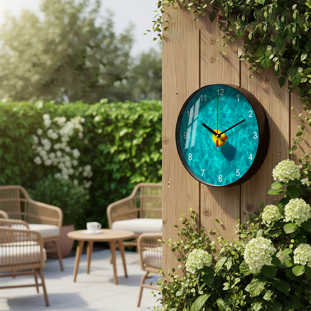 Horloge murale ronde à motif d'eau de piscine et canard