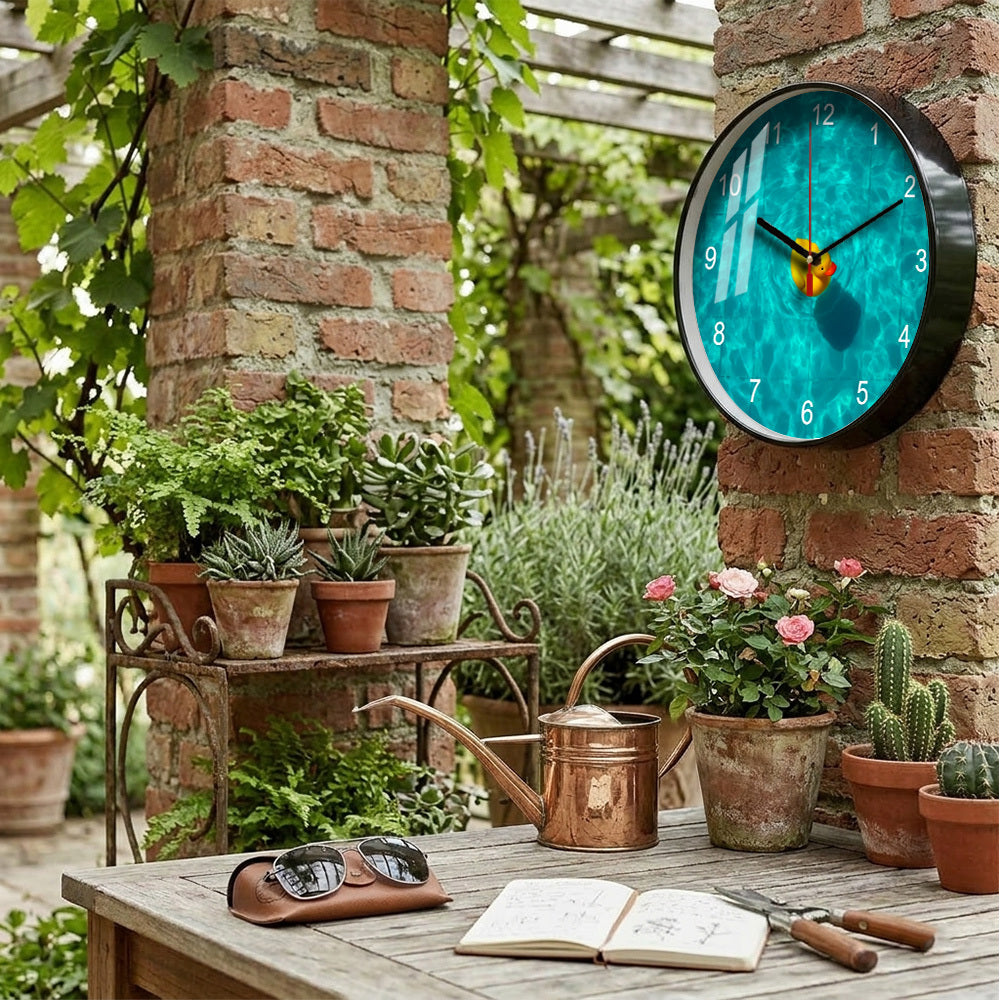 Horloge murale ronde à motif d'eau de piscine et canard