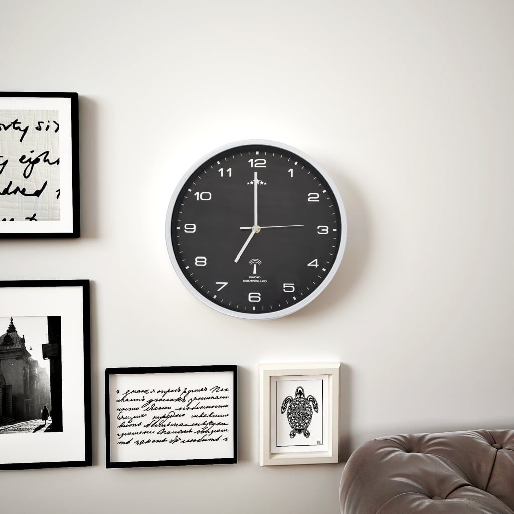 Horloge murale radio-pilotée ronde, trois finitions au choix