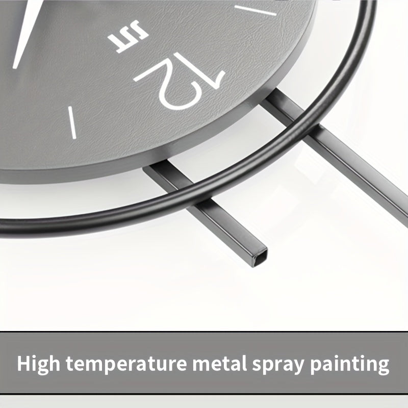 Horloge murale scandinave, cadran gris et grands chiffres