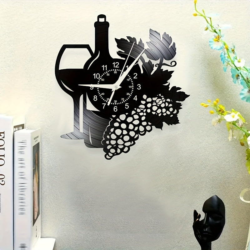 Horloge murale vinyle bouteille et grappe de raisin noire