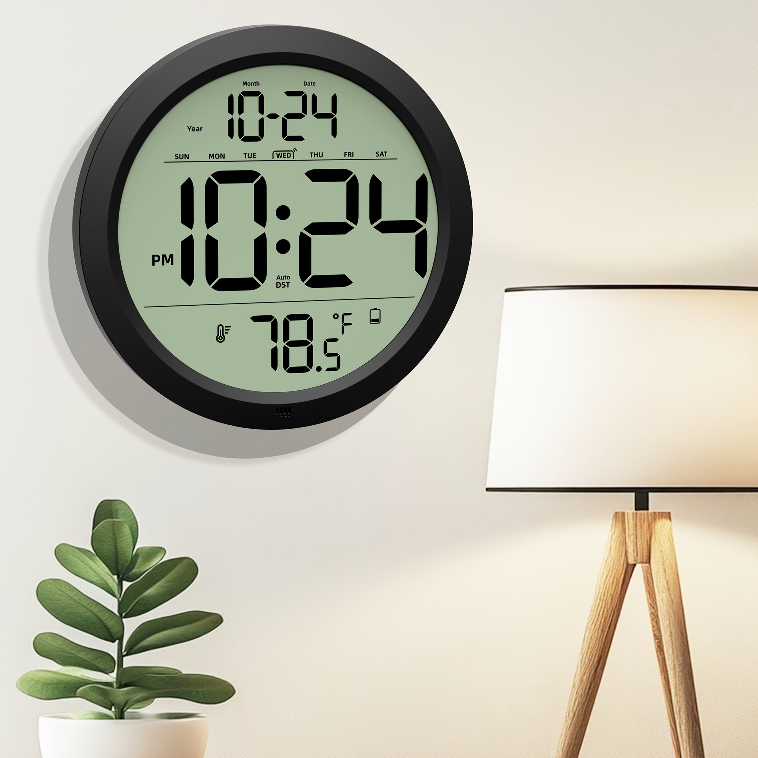 1 Horloge Murale Numrique  Grand Affichage LCD  1224 Heures Affichage Temprature Humidit DST Idale pour Maison Bureau Chambre Salon  Cadeau Sain et Parfait pour les Ftes Alimente par 4 Piles AAA Non Incluses